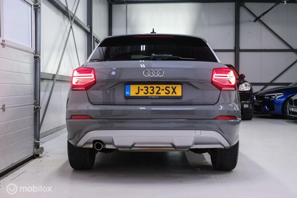 Audi Q2 30 TFSI epic 116 pk | LED lampen | DAB radio | Quantum Grey | NL auto | BTW auto |