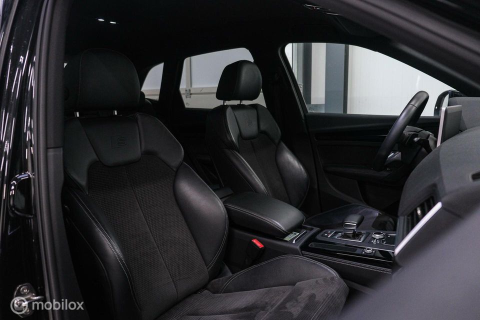 Audi Q5 55 TFSI e quattro Competition 367 pk | Adaptive | LED | Blackpack | Virtual cockpit |