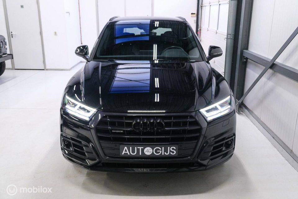 Audi Q5 55 TFSI e quattro Competition 367 pk | Adaptive | LED | Blackpack | Virtual cockpit |