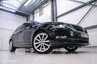 Škoda Octavia Combi 1.4 TSI 150 pk | Panorama | Trekhaak | LED lampen | Leder alcantara | Canton audio | Ambiance verlichting | Camera | Apple