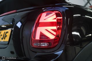 MINI Cabrio 1.5 Cooper Chili JCW | 160 pk | Black pack | Chesnut brown leather | Led | Stoelverwarming | Navipro |