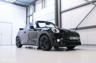 MINI Cabrio 1.5 Cooper Chili JCW | 160 pk | Black pack | Chesnut brown leather | Led | Stoelverwarming | Navipro |