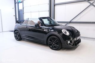 MINI Cabrio 1.5 Cooper Chili JCW | 160 pk | Black pack | Chesnut brown leather | Led | Stoelverwarming | Navipro |