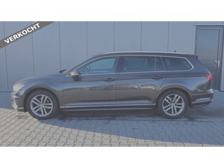 Volkswagen Passat Variant 1.4 TSI HL Bns R | 2x R line | Led | Media | Camera | Mooi VERKOCHT