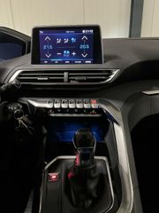 Peugeot 3008 Allure Virtual Carplay PDC Stoelverwarming LED