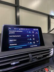 Peugeot 3008 Allure Virtual Carplay PDC Stoelverwarming LED