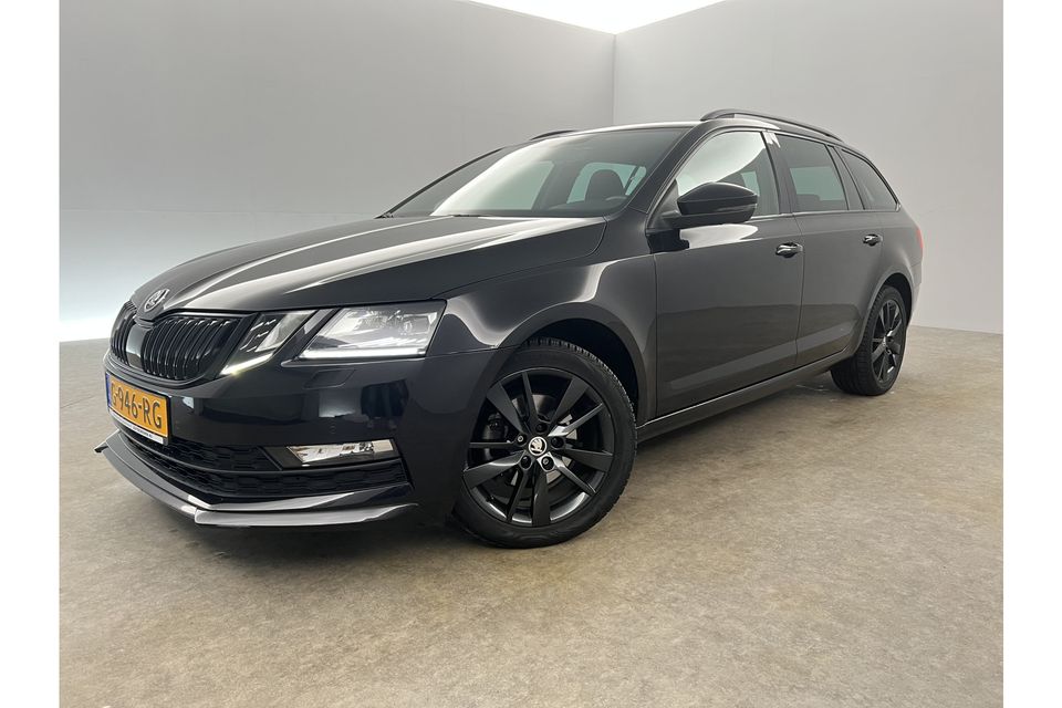 Škoda Octavia 1.5 TSI Greentech Sport Business 150PK DSG Automaat Carplay LED Clima Cruise Navi PDC 17''LMV