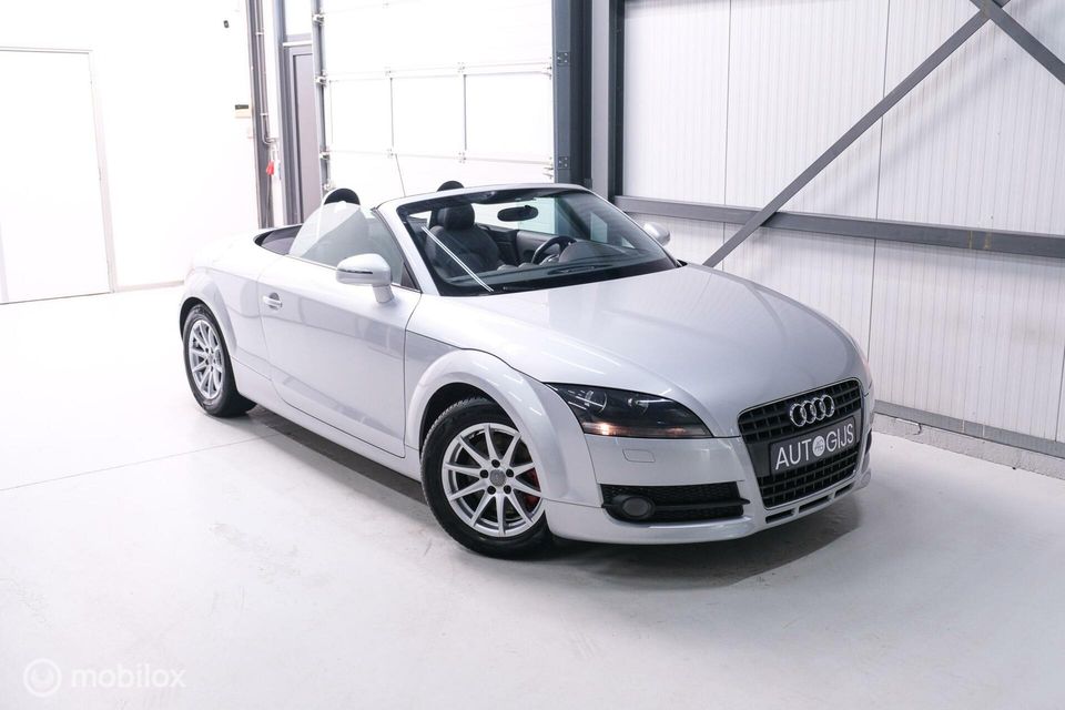 Audi TT Roadster 2.0 TFSI 200 pk | youngtimer | stoelverwarming | handbak | cabriolet |