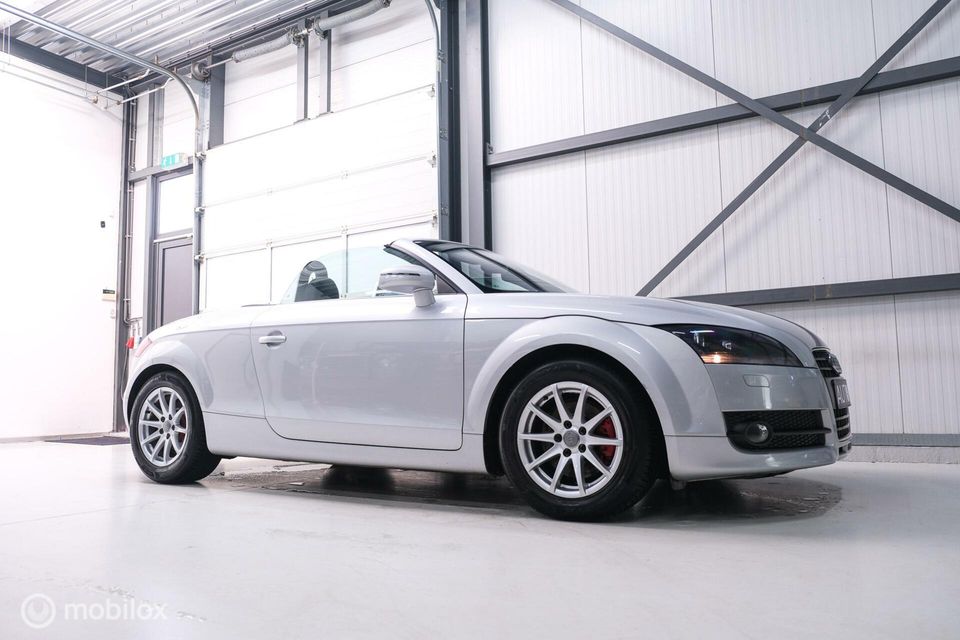 Audi TT Roadster 2.0 TFSI 200 pk | youngtimer | stoelverwarming | handbak | cabriolet |