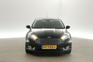 Ford Focus 1.0 Titanium Clima Cruise LED Parkeersensoren Navigatie 18"LMV