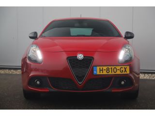 Alfa Romeo Giulietta 1.6 JTDm Sport Automaat 18 inch LMV Rosso Alfa Navigatie Clima Cruise Stoelverwarming Parkeersensor