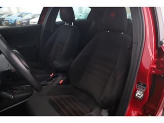 Alfa Romeo Giulietta 1.6 JTDm Sport Automaat 18 inch LMV Rosso Alfa Navigatie Clima Cruise Stoelverwarming Parkeersensor