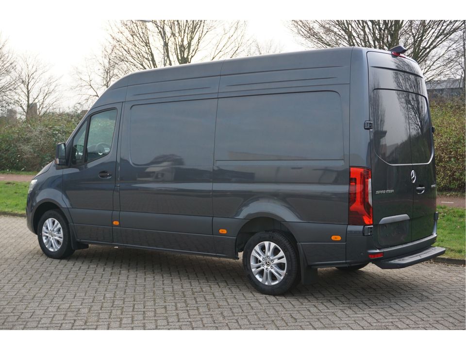 Mercedes-Benz Sprinter 319CDI Select L2H2 BPM VRIJ!! 10.25" Mbux, ACC, LED, 17" LM!! NR. 653