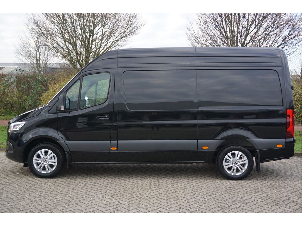 Mercedes-Benz Sprinter 319CDI Select L2H2 BPM VRIJ!! 10.25" Mbux, ACC, LED, 17" LM 3.5T Trekhaak!! NR. 699