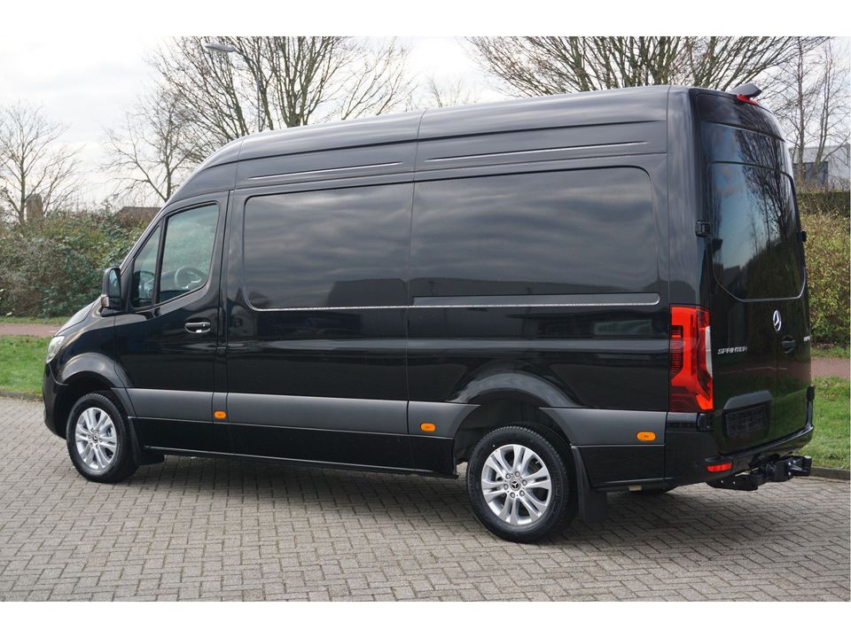 Mercedes-Benz Sprinter 319CDI Select L2H2 BPM VRIJ!! 10.25" Mbux, ACC, LED, 17" LM 3.5T Trekhaak!! NR. 699