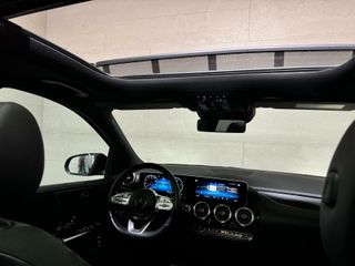 Mercedes-Benz B-Klasse 180 AMG Pano CarPlay Camera Widescreen NAP