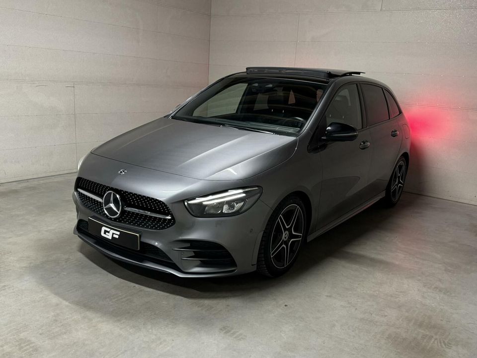 Mercedes-Benz B-Klasse 180 AMG Pano CarPlay Camera Widescreen NAP