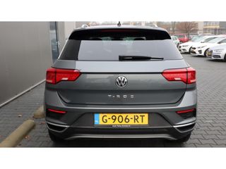 Volkswagen T-Roc 1.0 TSI Style B. Int | Adaptieve cruise | PDC | Led | Media