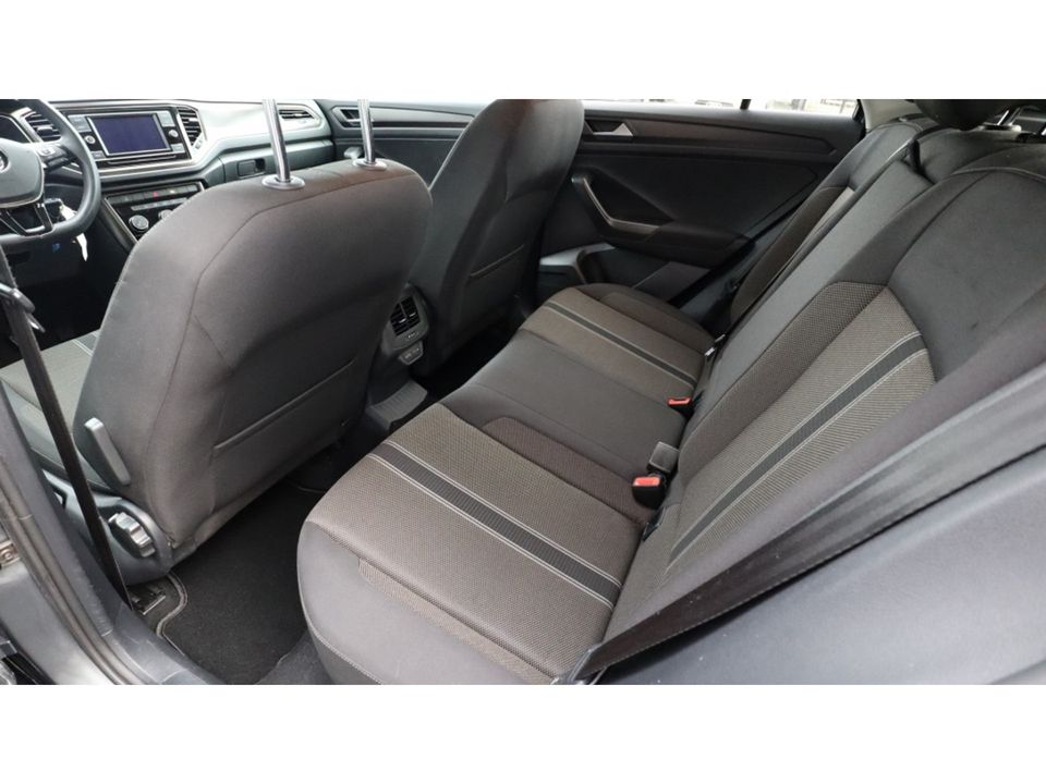 Volkswagen T-Roc 1.0 TSI Style B. Int | Adaptieve cruise | PDC | Led | Media