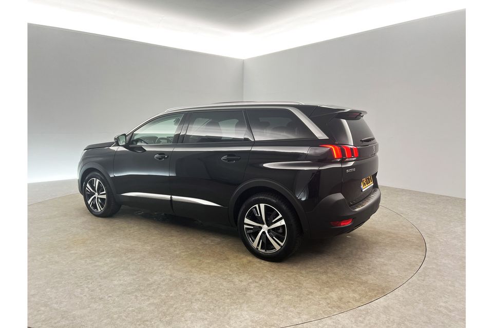 Peugeot 5008 1.6 e-THP 165PK Automaat 360Camera 7 Persoons Pano Clima Carplay Cruise Sfeer Leder Navi LED Virtual PDC 18"LMV