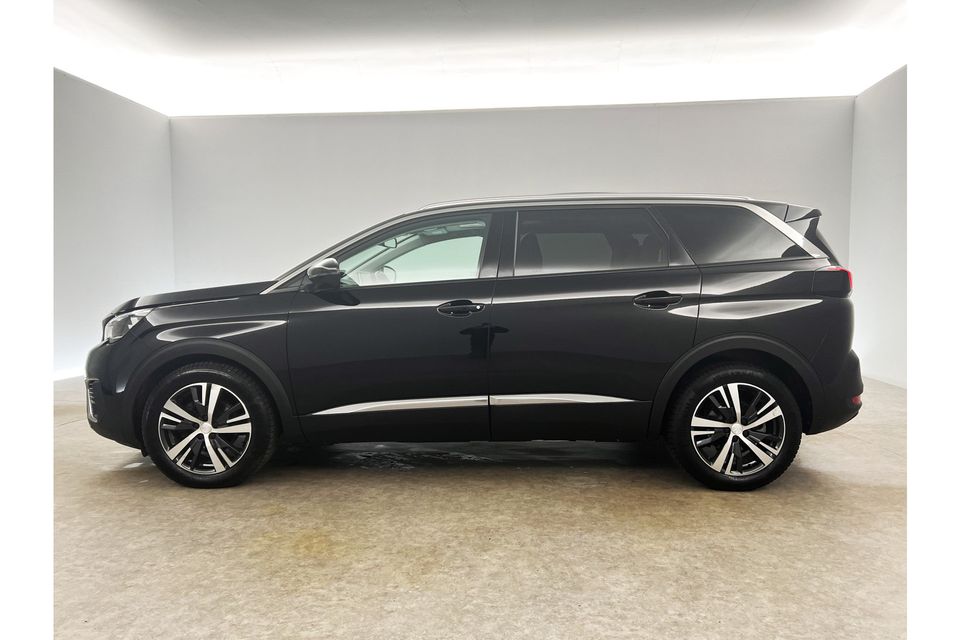 Peugeot 5008 1.6 e-THP 165PK Automaat 360Camera 7 Persoons Pano Clima Carplay Cruise Sfeer Leder Navi LED Virtual PDC 18"LMV