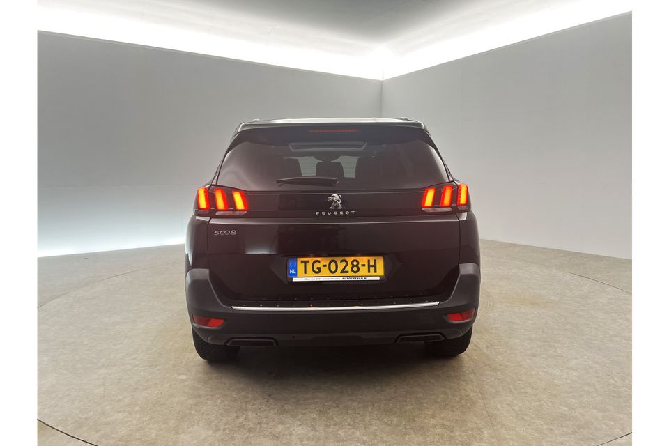 Peugeot 5008 1.6 e-THP 165PK Automaat 360Camera 7 Persoons Pano Clima Carplay Cruise Sfeer Leder Navi LED Virtual PDC 18"LMV