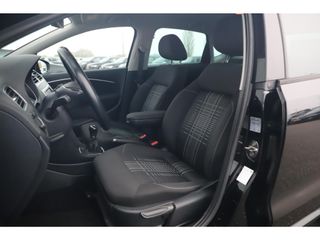 Volkswagen Polo 1.4 TDI Comfortline Lounge 15 inch LMV Navigatie Clima Cruise Bluetooth Getint Glas Parkeersensor