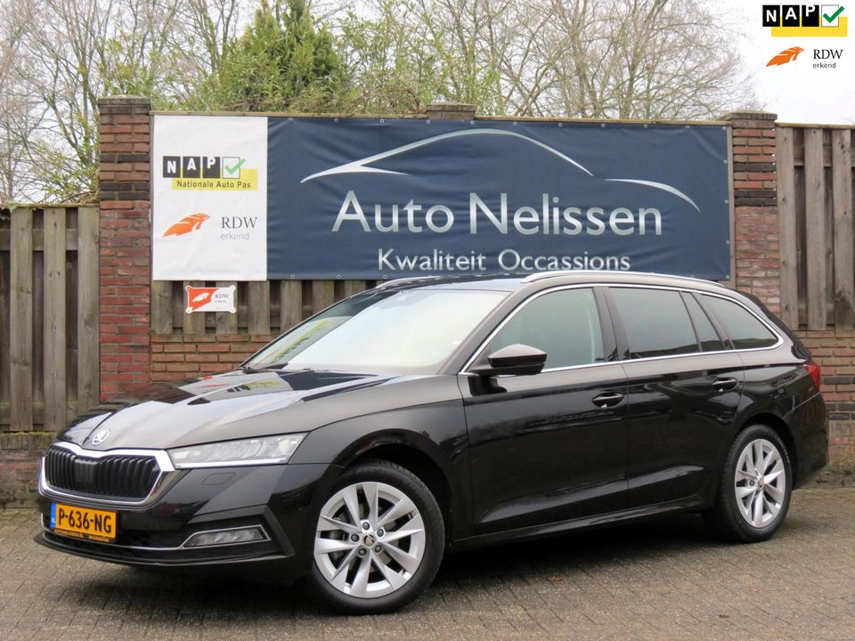 Škoda Octavia Combi 1.0 TSI Business Edition Plus | DIGITAAL DASH | SFEERVERLICHTING | KEYLESS ENTRY | APPLE CARPLAY | STOELVERW |