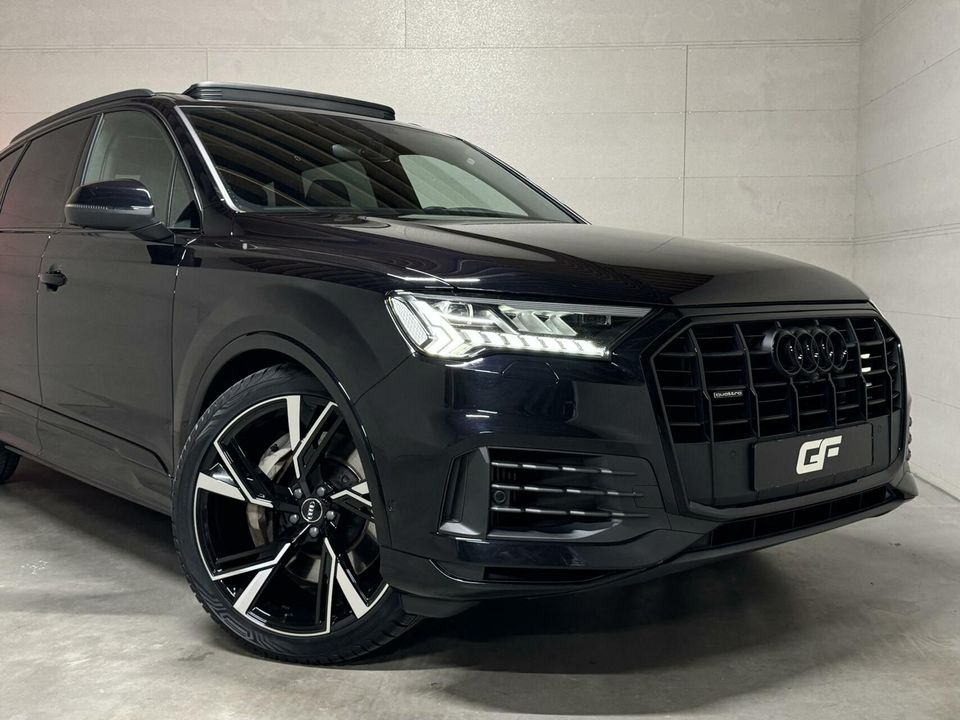 Audi Q7 55 TFSI e Quattro S-Line BlackEdition RS-Seats Lucht