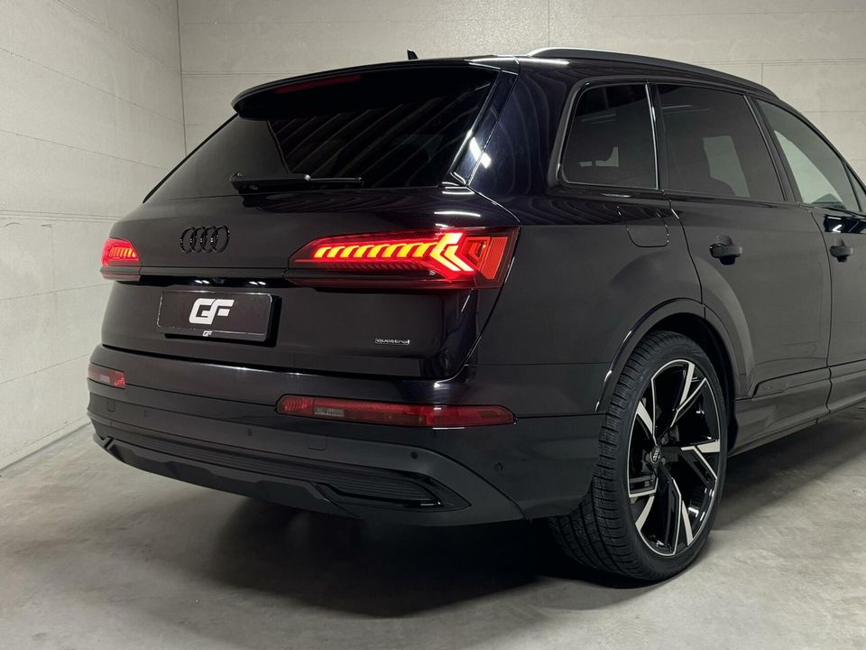 Audi Q7 55 TFSI e Quattro S-Line BlackEdition RS-Seats Lucht