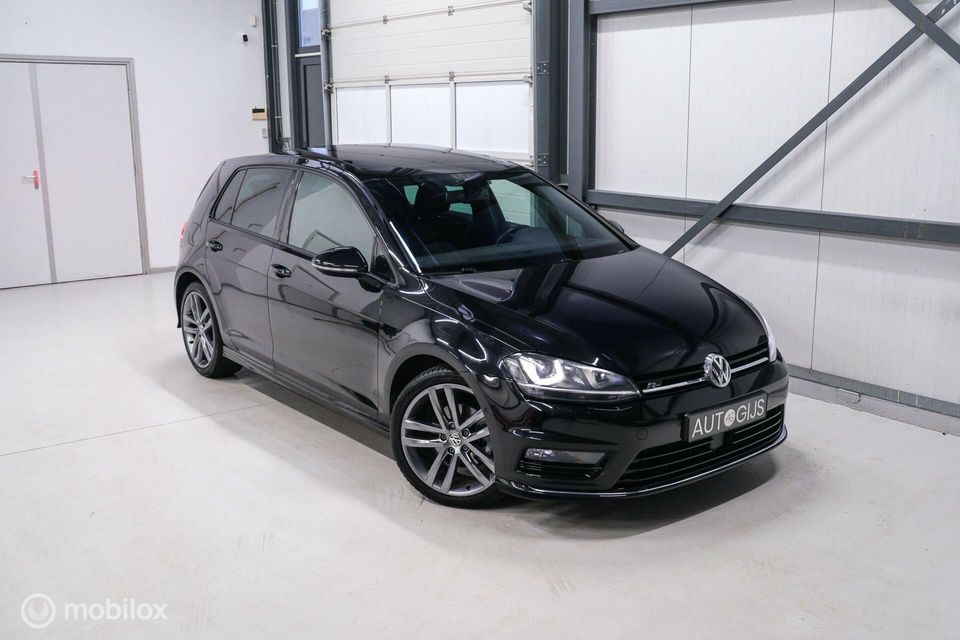 Volkswagen Golf 1.4 TSI R-Line DSG 122 pk | Schuifdak | Navi | Stoelverwarming | LED | A-Z onderhouden | 2e eig | flippers | xenon | pdf | Sport