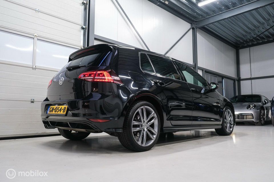 Volkswagen Golf 1.4 TSI R-Line DSG 122 pk | Schuifdak | Navi | Stoelverwarming | LED | A-Z onderhouden | 2e eig | flippers | xenon | pdf | Sport