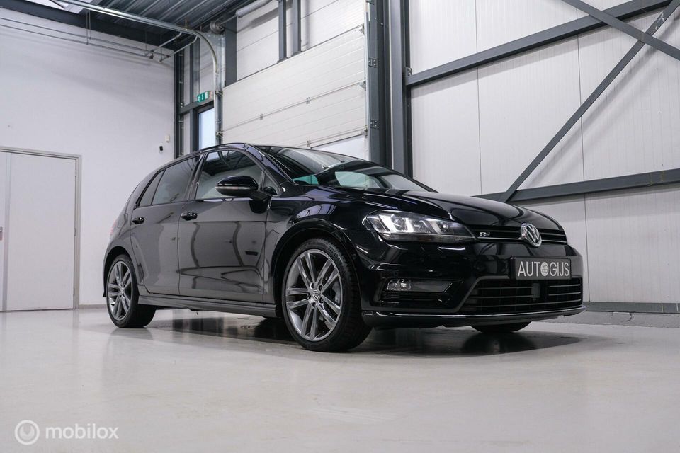 Volkswagen Golf 1.4 TSI R-Line DSG 122 pk | Schuifdak | Navi | Stoelverwarming | LED | A-Z onderhouden | 2e eig | flippers | xenon | pdf | Sport