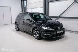 Volkswagen Golf 1.4 TSI R-Line DSG 122 pk | Schuifdak | Navi | Stoelverwarming | LED | A-Z onderhouden | 2e eig | flippers | xenon | pdf | Sport