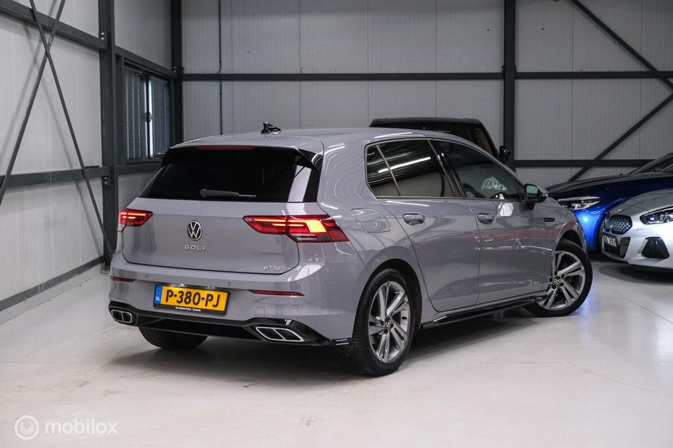 Volkswagen Golf 1.5 eTSI R-Line | Moonstone Grey | Led | Sportstoelen | Ambiance verlichting | incl BTW | lease mogelijk |