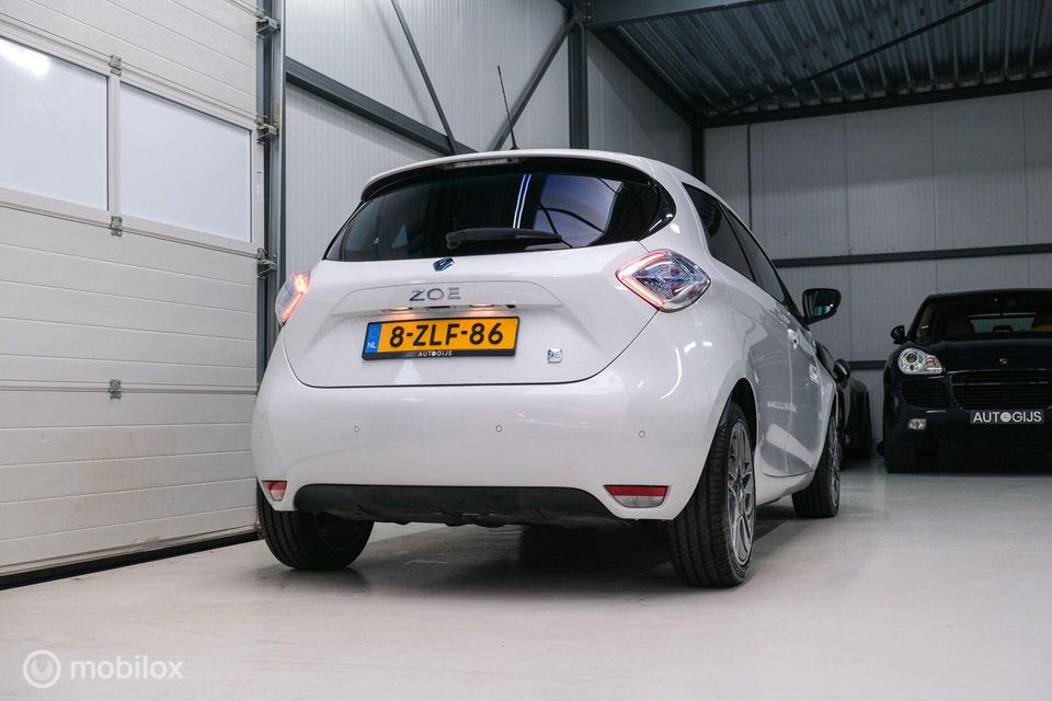 Renault ZOE Q210 Zen Quickcharge 22 kWh incl Accu | Camera | keyless | NL auto NAP | Parelmoer wit | Cruise |