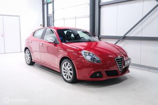 Alfa Romeo Giulietta 1.4 T Business Executive 170 pk | automaat | Leder interieur | Trekhaak | navigatie |