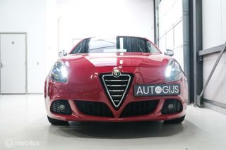 Alfa Romeo Giulietta 1.4 T Business Executive 170 pk | automaat | Leder interieur | Trekhaak | navigatie |