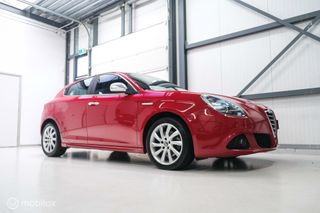 Alfa Romeo Giulietta 1.4 T Business Executive 170 pk | automaat | Leder interieur | Trekhaak | navigatie |