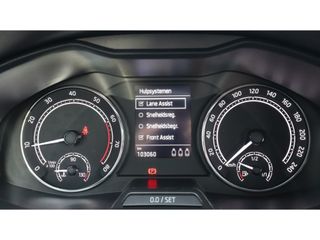 Škoda Kamiq 1.0 TSI Ambition | Apple Android | Led | Mooie nette auto