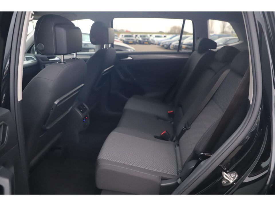 Volkswagen Tiguan Allspace 1.5 TSI Comfortline Business 150PK DSG Automaat Virtual Keyless Navigatie Carplay Android Elektrische Achterklep