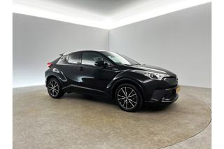 Toyota C-HR Hybrid 1.8 Executive 148PK Automaat Camera Clima Cruise Navigatie LED Stoelverwarming DAB+ 18"LMV PDC