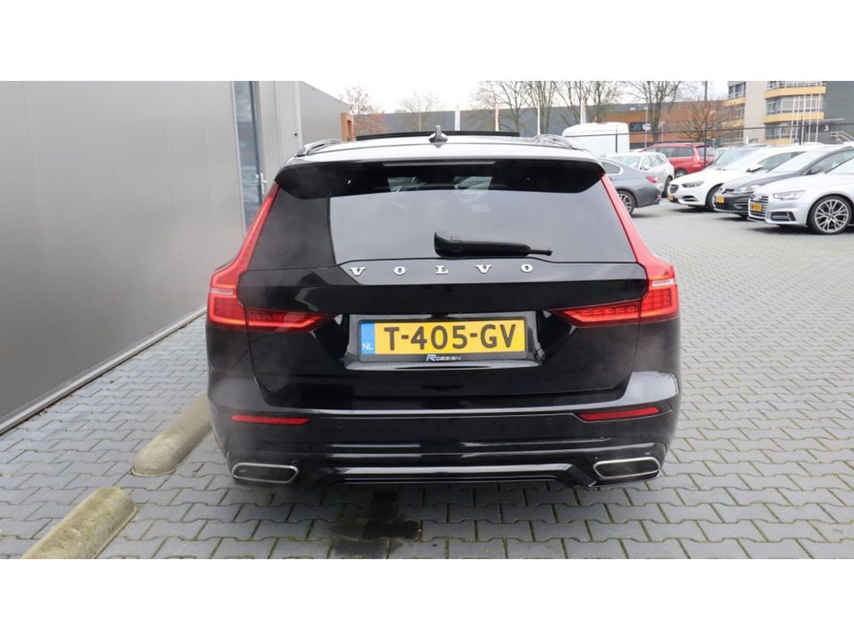 Volvo V60 2.0 T8 TE AWD R-Design | Panoramadak | 304pk | Trekhaak