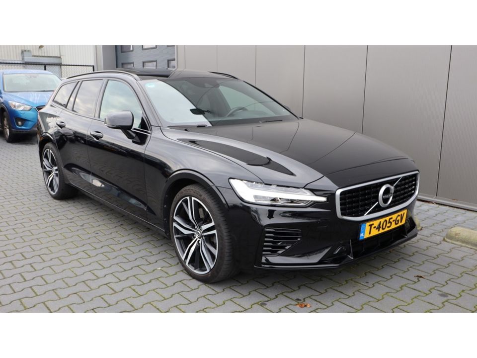 Volvo V60 2.0 T8 TE AWD R-Design | Panoramadak | 304pk | Trekhaak