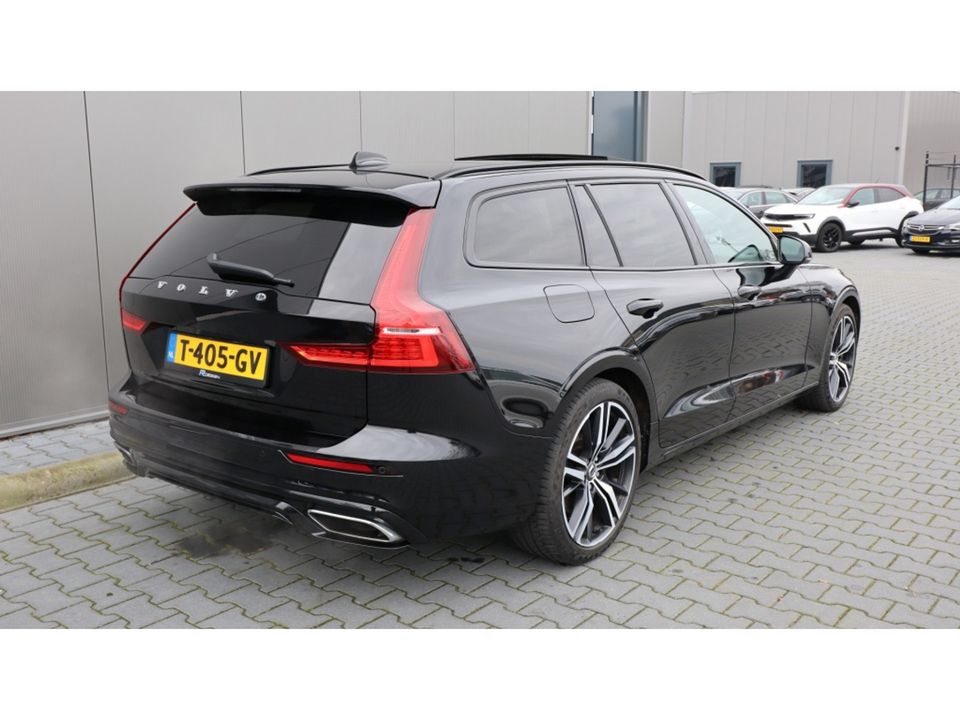 Volvo V60 2.0 T8 TE AWD R-Design | Panoramadak | 304pk | Trekhaak