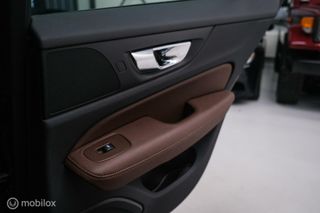 Volvo V60 2.0 D3 Momentum | stoel + stuur verwarming | trekhaak | leder | LED | Pine Grey | NL auto NAP | automaat | Dealer oh | VC | Navi