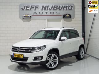 Volkswagen Tiguan 1.4 TSI Sport&Style "Origineel NL!" Trekhaak Leer 19"Velgen Stoelverwarming Bluetooth Navigatie Parkeersensoren