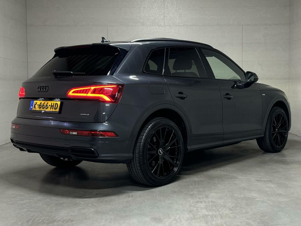 Audi Q5 45 TFSI Quattro BlackEdition S-Line Pano Virtual NAP