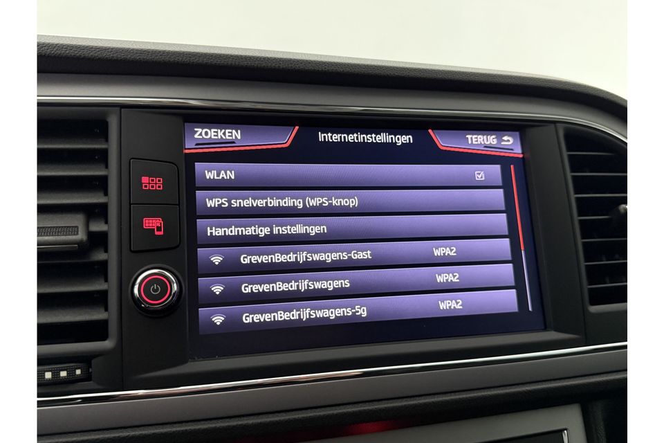 SEAT Leon 1.5 TSI 150PK Automaat Style Ultimate Edition | Beats-Audio | ACC Camera Carplay Clima Navi LED Navi PDC Stoelverwarming 18"LMV