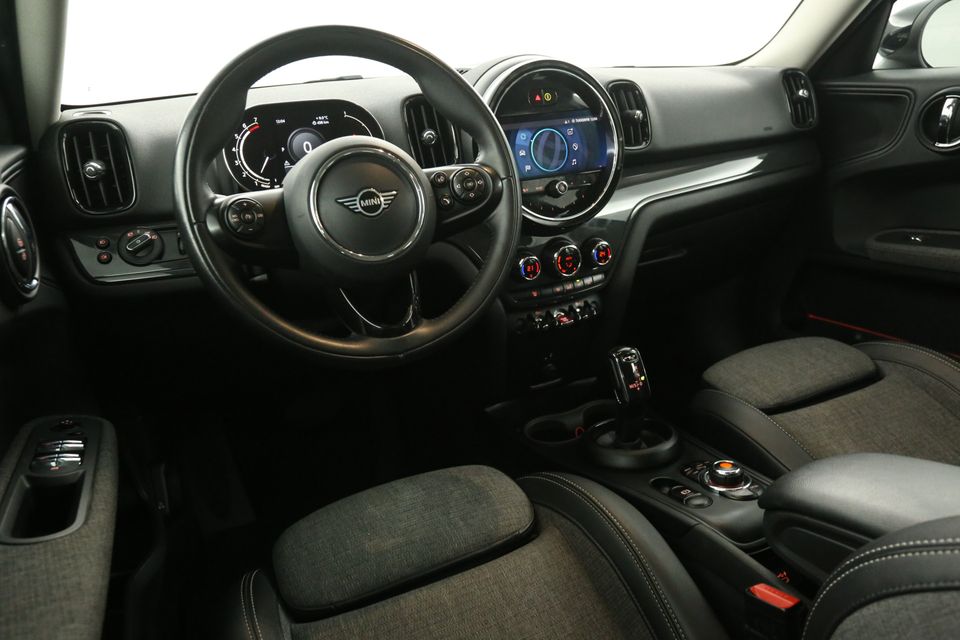 MINI Countryman 1.5 Cooper Business Edition Automaat Clima Carplay Cruise LED Navi PDC Virtual 17"LMV